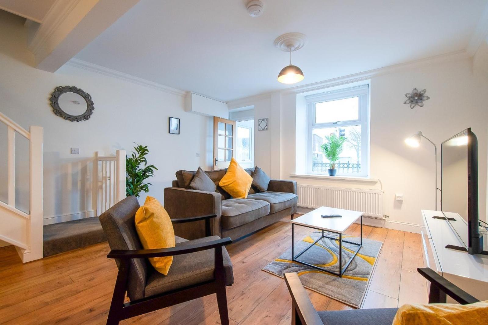 Casa One Hundred - A Beautiful 4 Bed House On The Beach Front Swansea Eksteriør billede