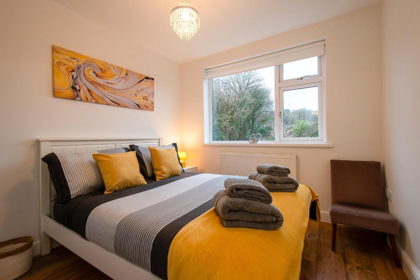 Casa One Hundred - A Beautiful 4 Bed House On The Beach Front Swansea Eksteriør billede
