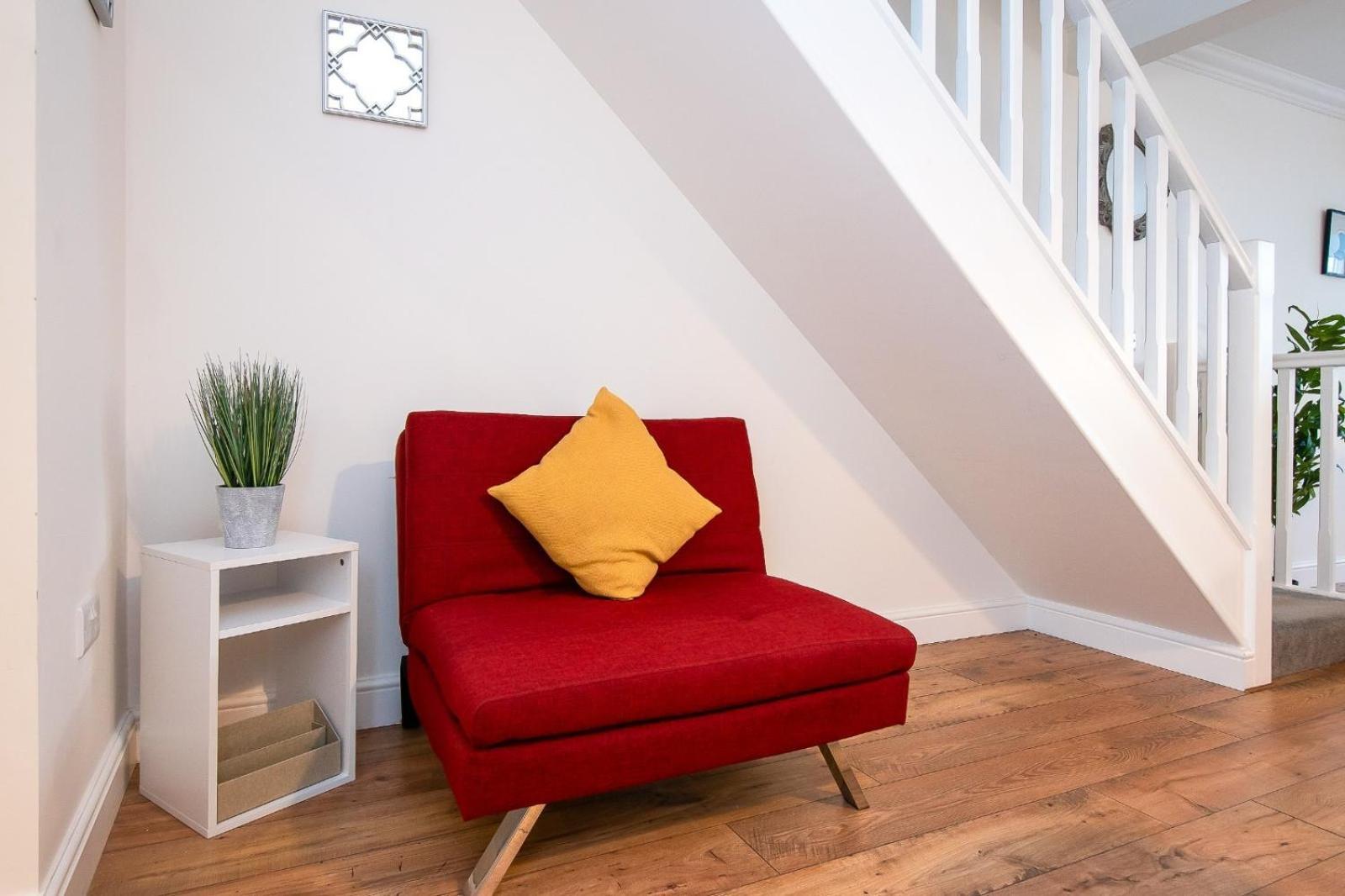 Casa One Hundred - A Beautiful 4 Bed House On The Beach Front Swansea Eksteriør billede