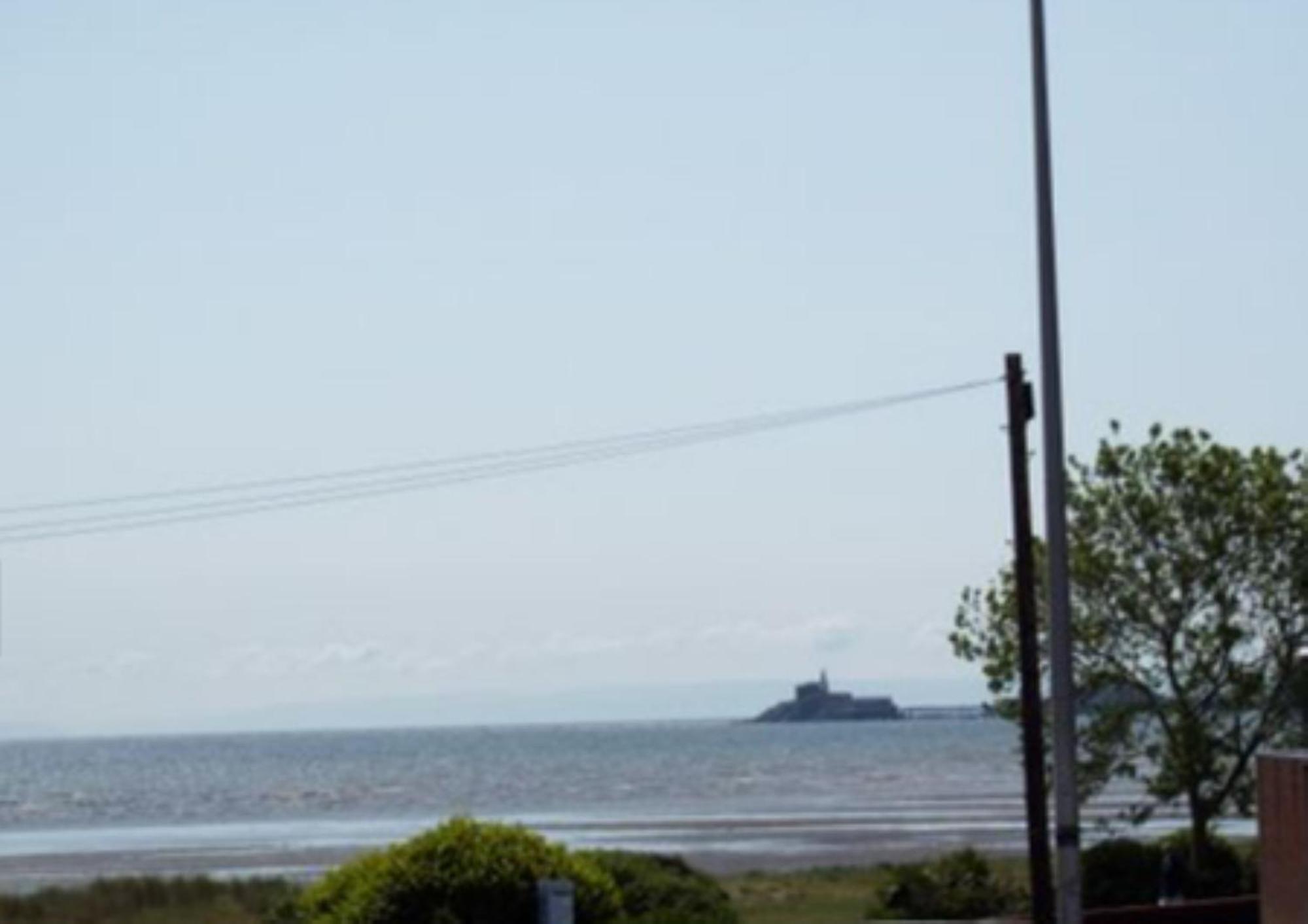 Casa One Hundred - A Beautiful 4 Bed House On The Beach Front Swansea Værelse billede